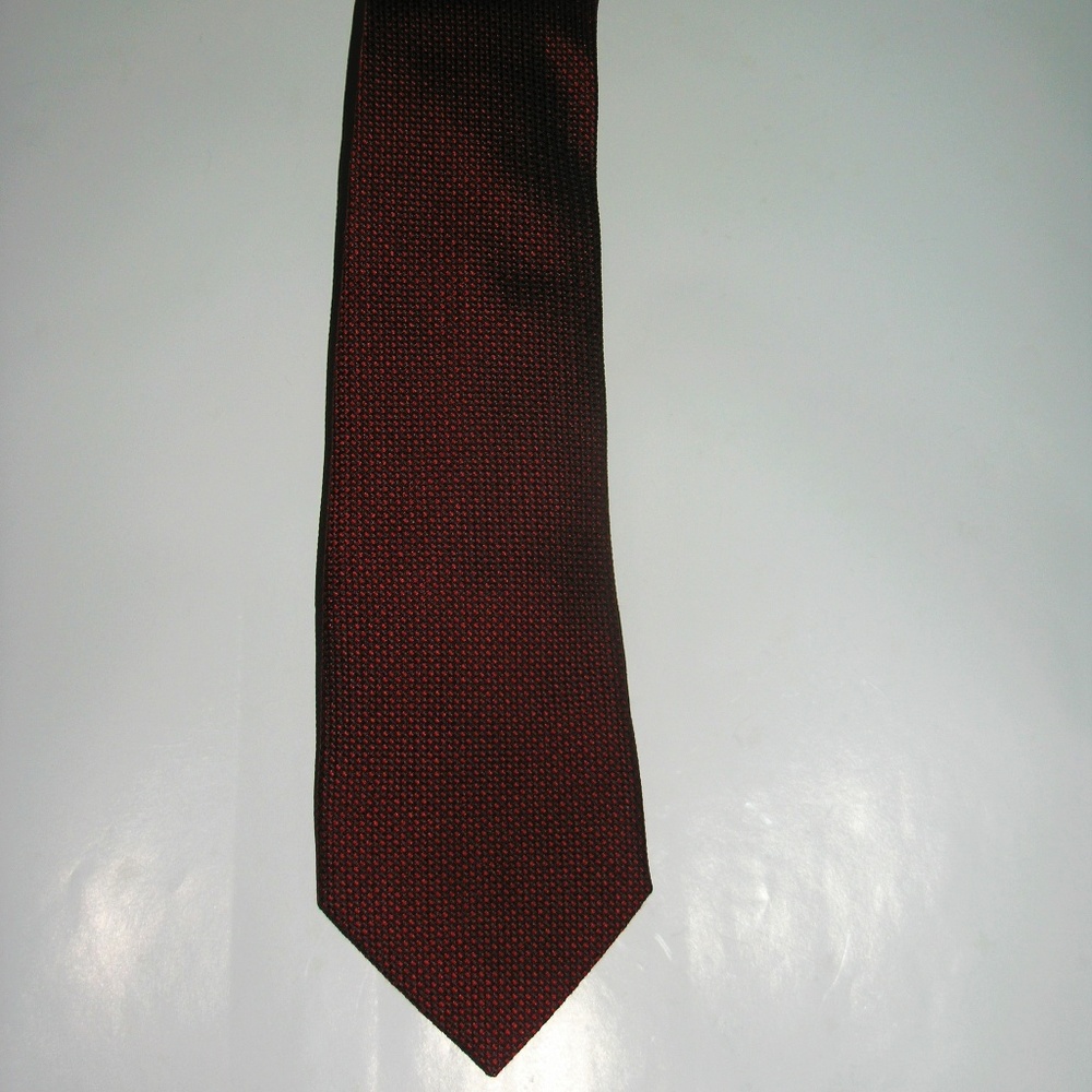 Edgar Pomeroy Textured Solid Red Silk Custom Tie